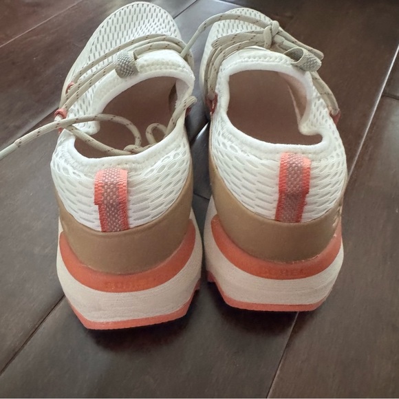 Sorel kinetic impact lace Women's White and Tan Sneakers - Picture 10 of 14